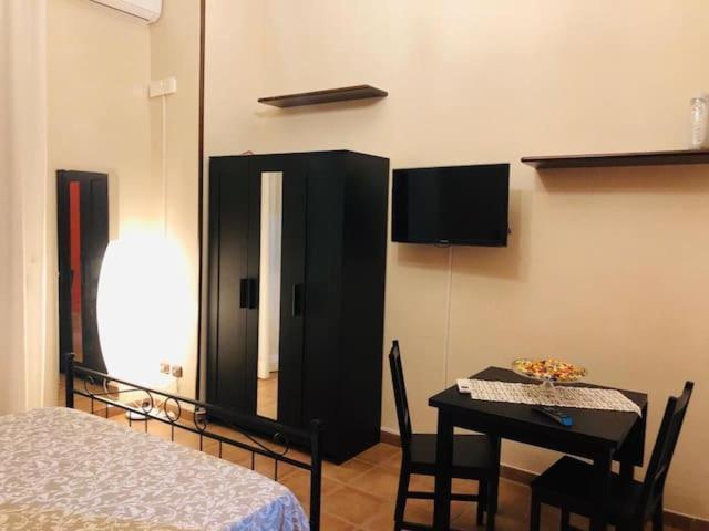 Roy Nel Cuore Di Napoli Otel Dış mekan fotoğraf